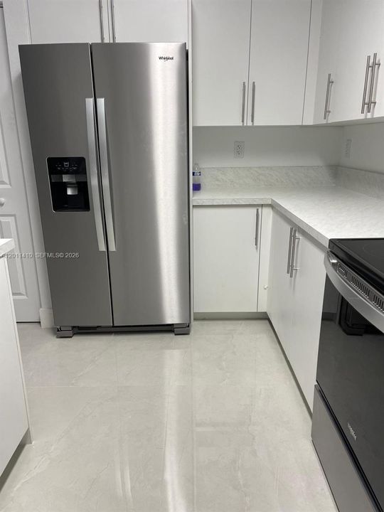 For Sale: $389,000 (4 beds, 3 baths, 1338 Square Feet)