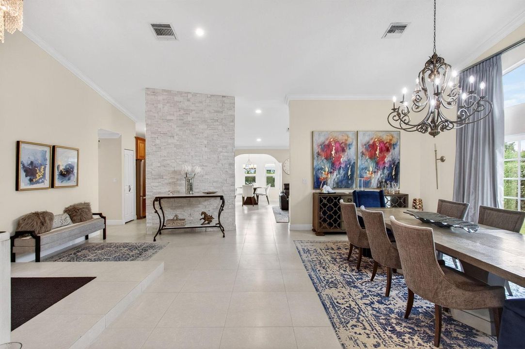 Formal Dining
