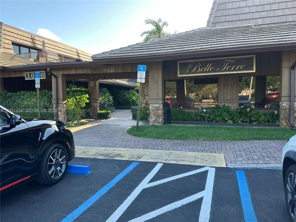 Bldg Entrance from front parking lot