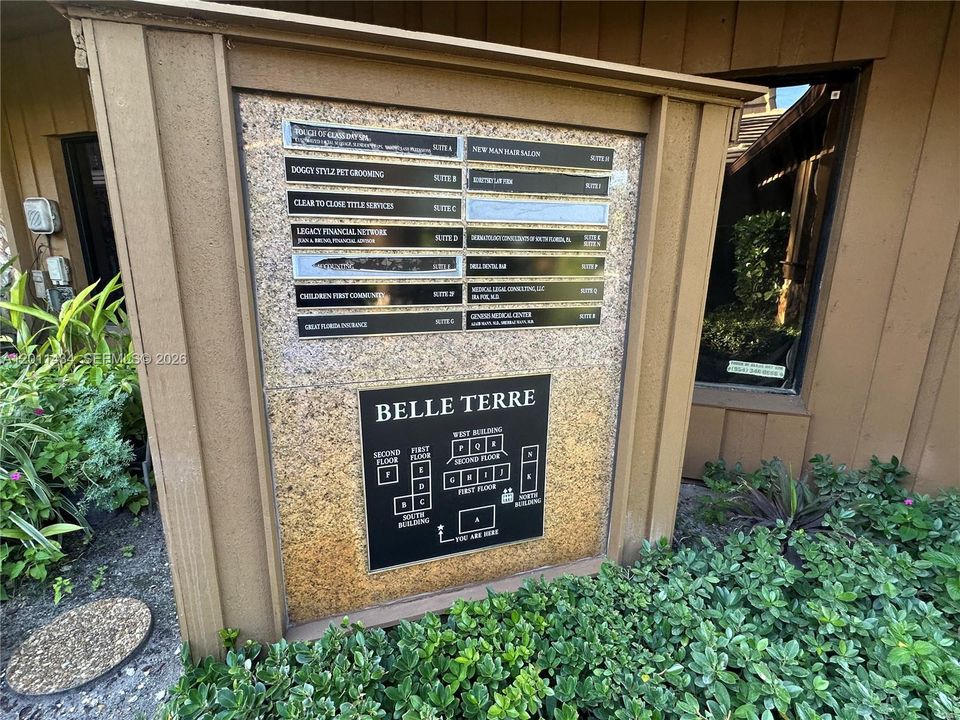 Bldg Entrance Directory