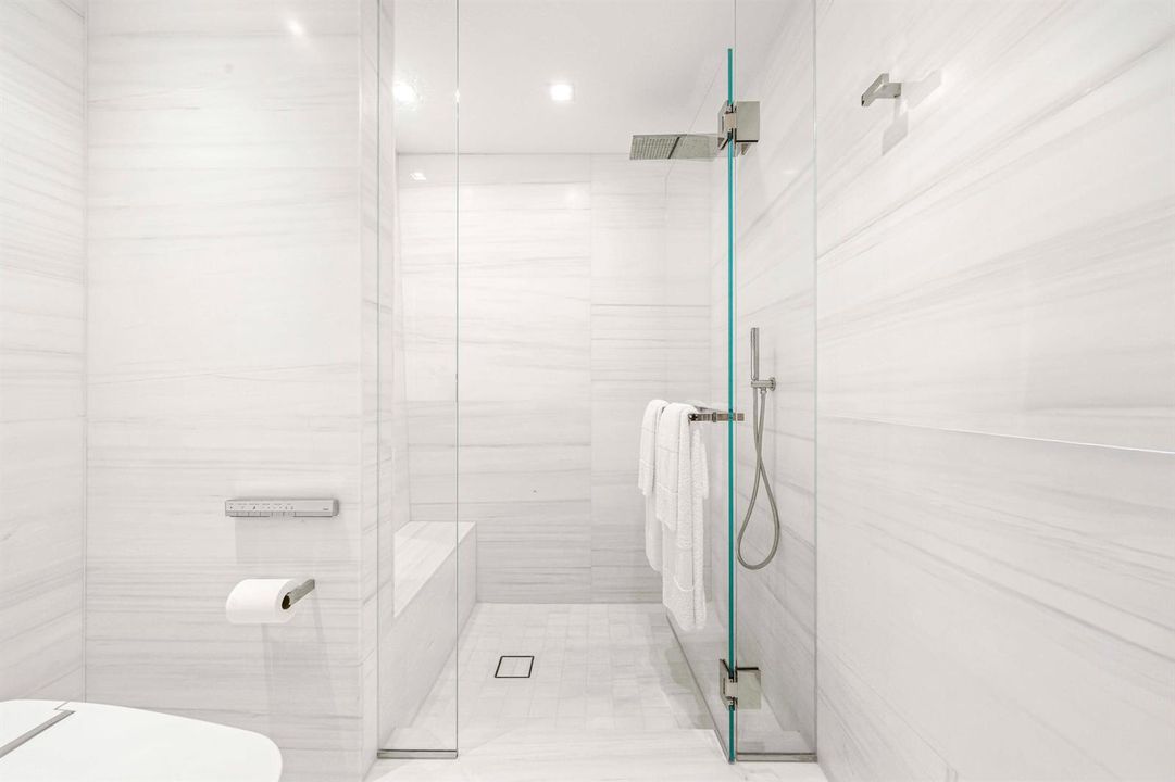 Primary Bath2