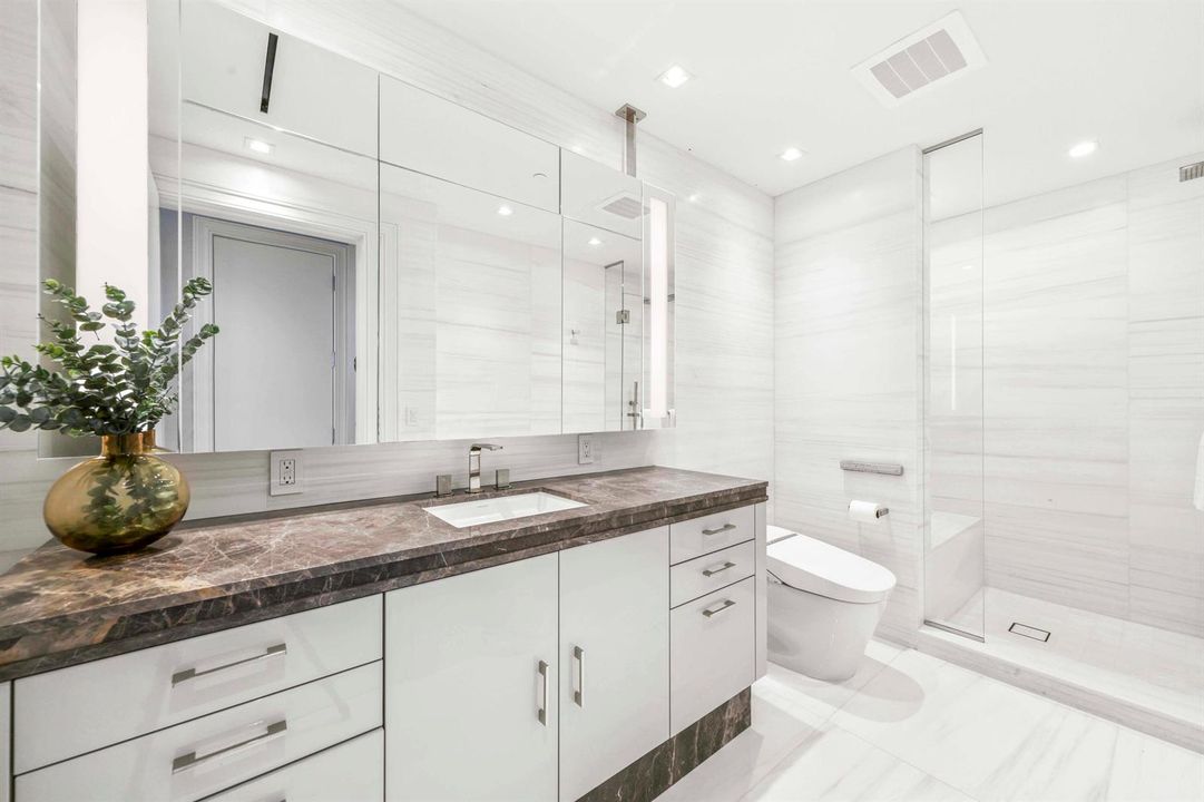 Primary Bath2