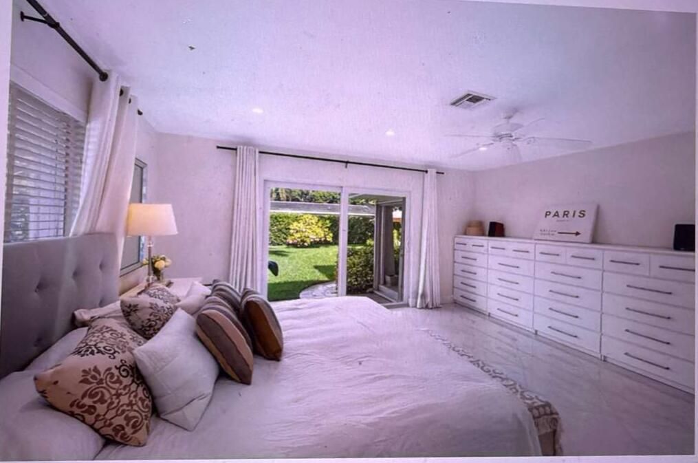 master bed 2