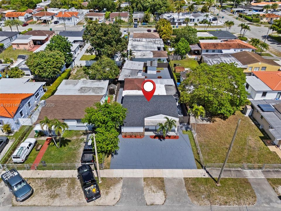 For Sale: $845,000 (5 beds, 3 baths, 2205 Square Feet)