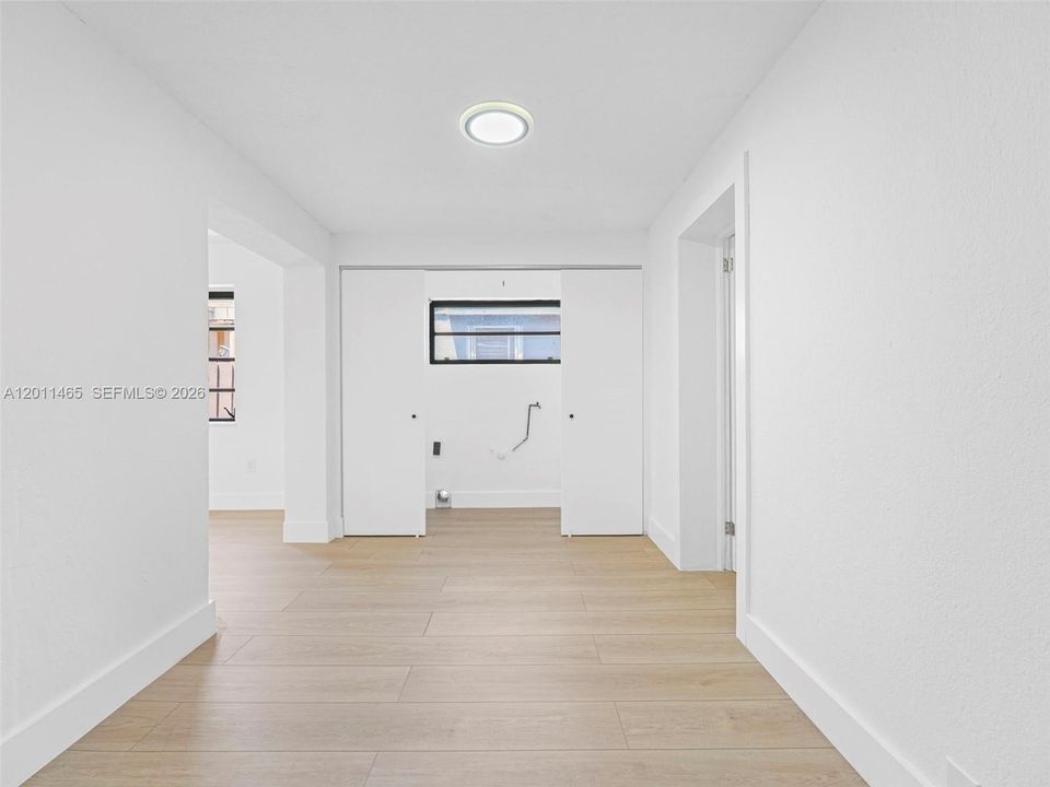 For Sale: $845,000 (5 beds, 3 baths, 2205 Square Feet)