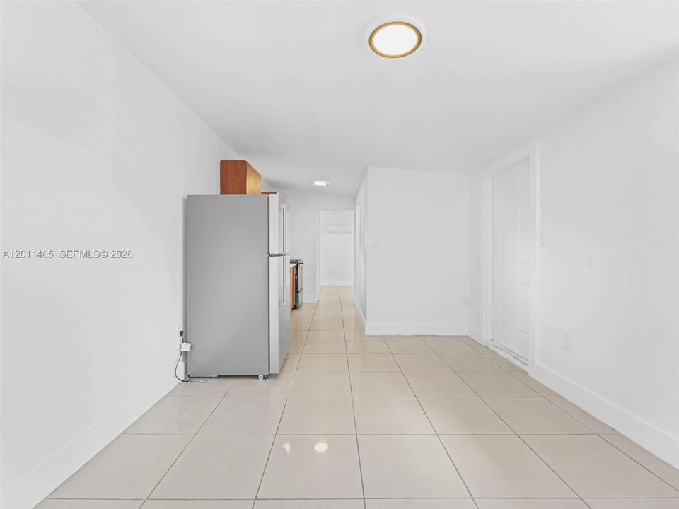 For Sale: $845,000 (5 beds, 3 baths, 2205 Square Feet)