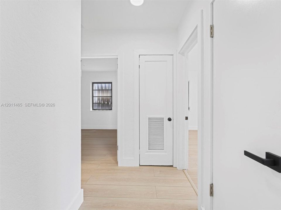 For Sale: $845,000 (5 beds, 3 baths, 2205 Square Feet)