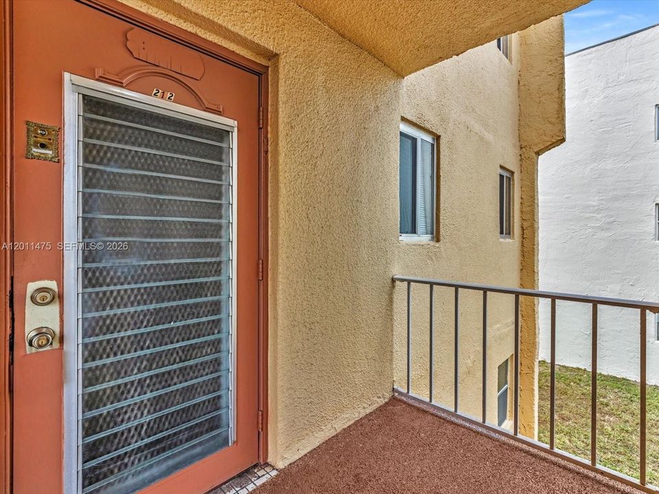 En Venta: $115,000 (2 camas, 2 baños, 850 Pies cuadrados)