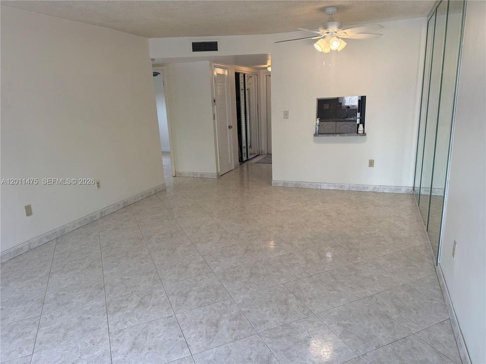 En Venta: $115,000 (2 camas, 2 baños, 850 Pies cuadrados)