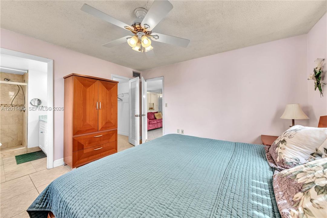 En Venta: $115,000 (2 camas, 2 baños, 850 Pies cuadrados)