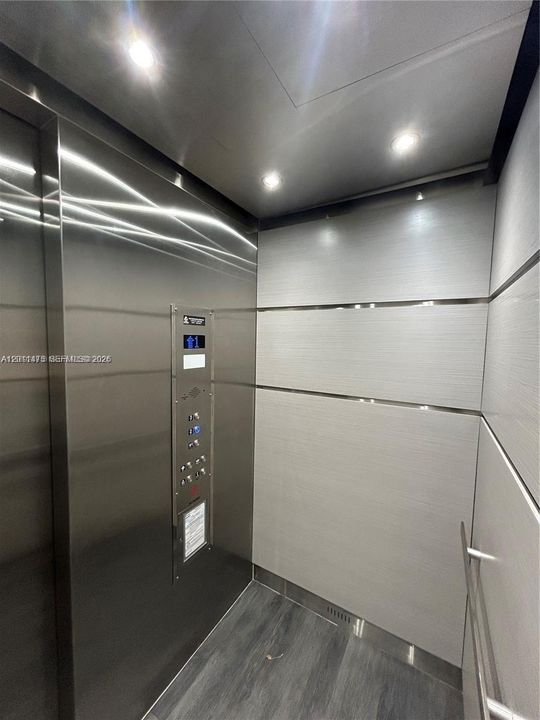 En Venta: $115,000 (2 camas, 2 baños, 850 Pies cuadrados)