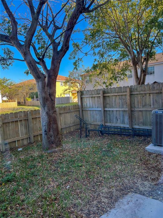 En Venta: $349,900 (3 camas, 2 baños, 1592 Pies cuadrados)
