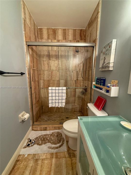 En Venta: $349,900 (3 camas, 2 baños, 1592 Pies cuadrados)