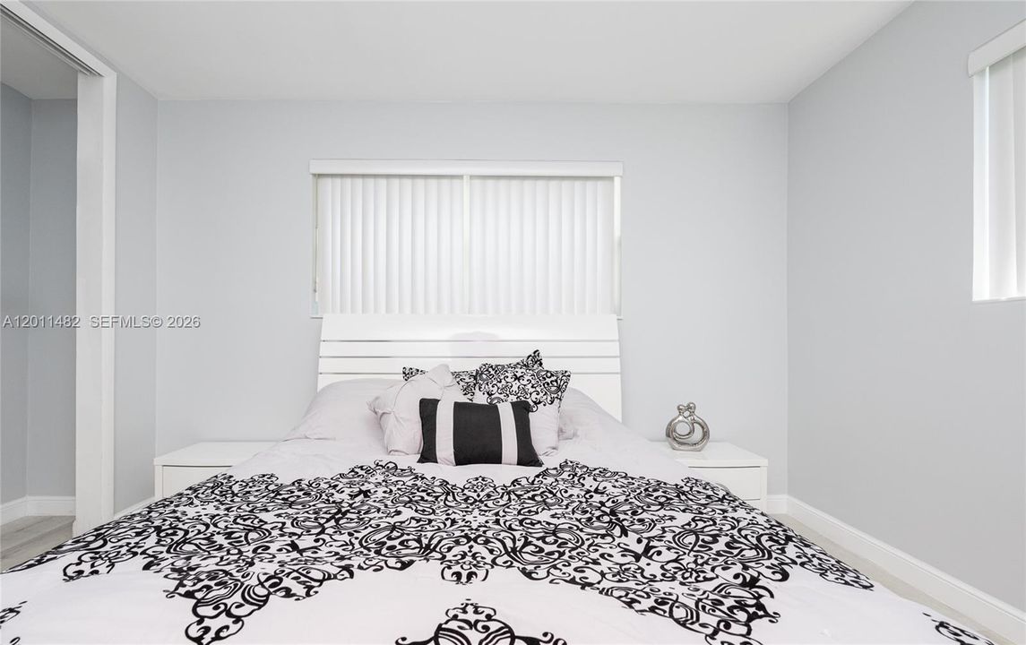 Recently Rented: $5,000 (3 beds, 2 baths, 1809 Square Feet)