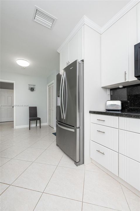 Recently Rented: $5,000 (3 beds, 2 baths, 1809 Square Feet)