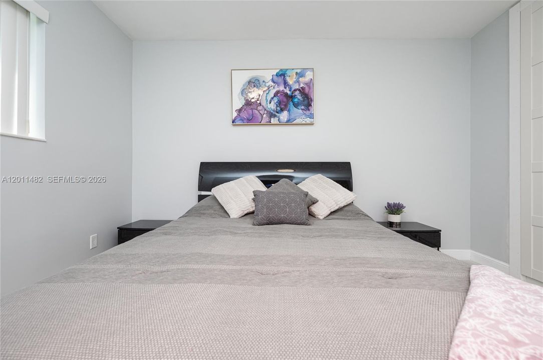 Recently Rented: $5,000 (3 beds, 2 baths, 1809 Square Feet)