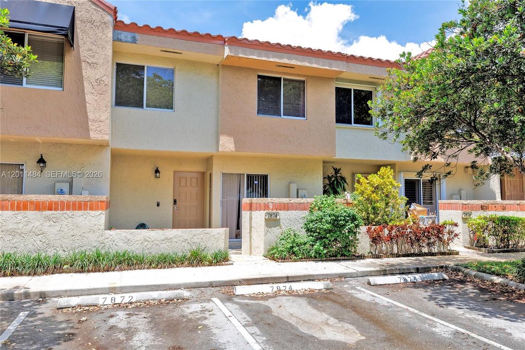 En Venta: $399,500 (3 camas, 2 baños, 1340 Pies cuadrados)