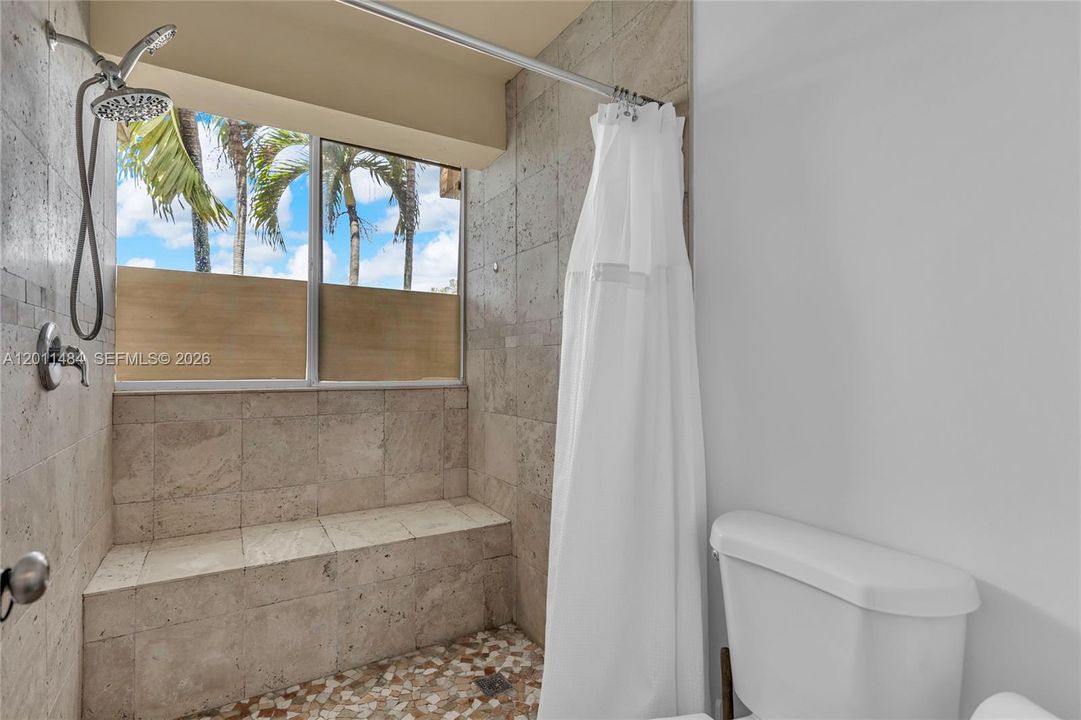 En Venta: $399,500 (3 camas, 2 baños, 1340 Pies cuadrados)