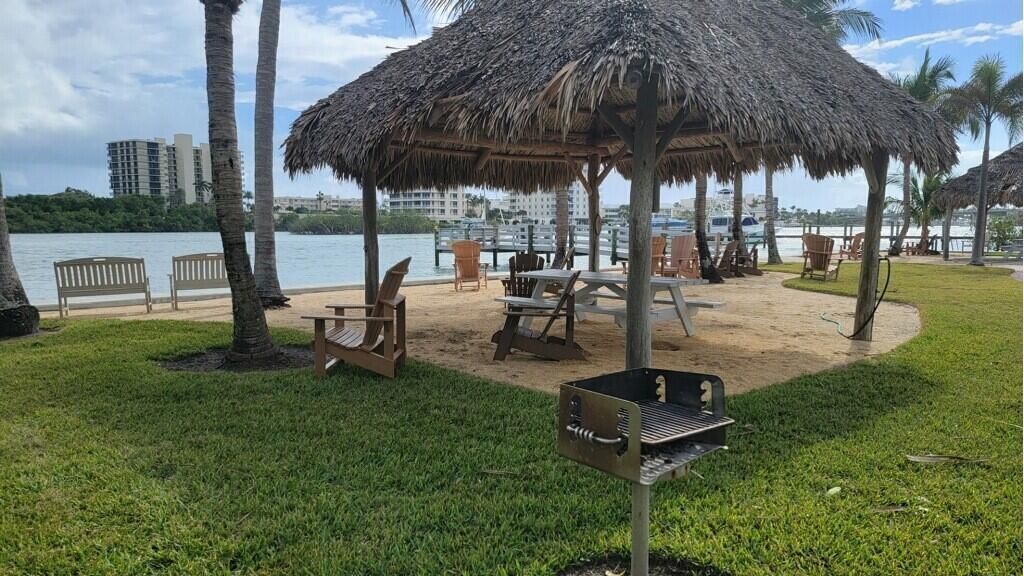 Waterway Village Community Photo 1