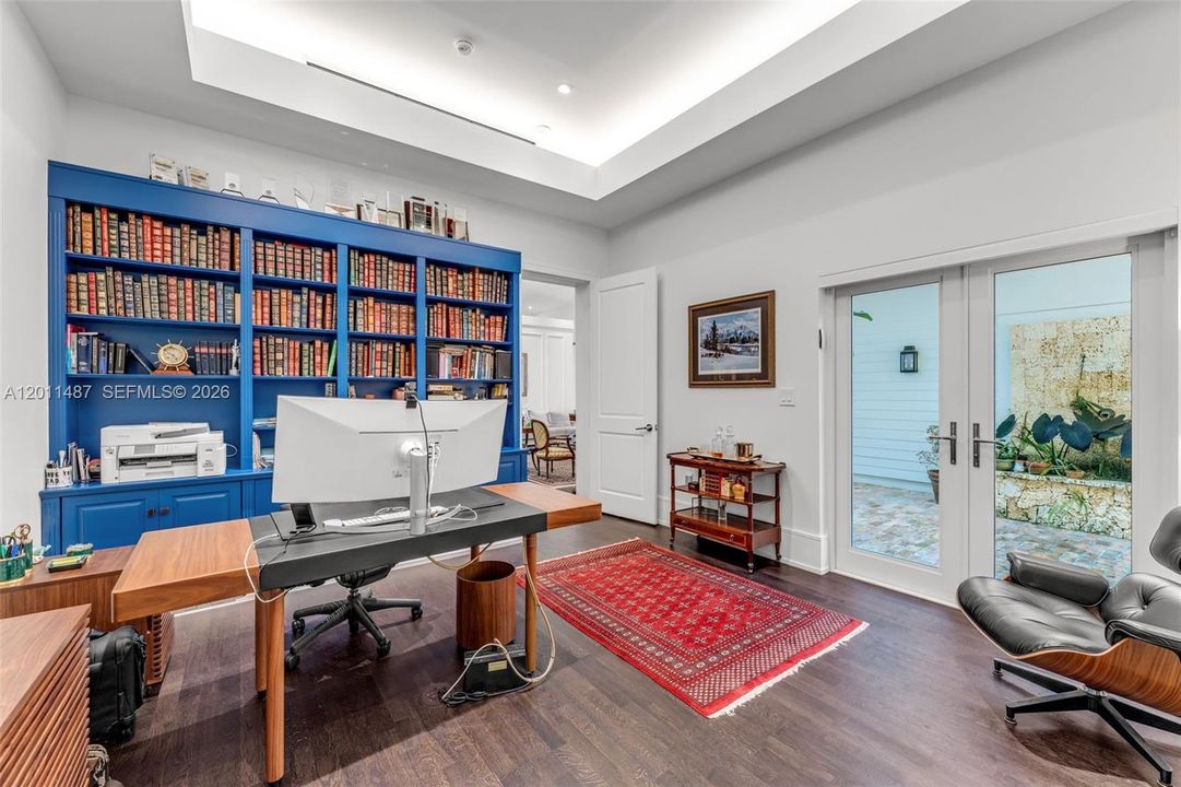 En Venta: $10,950,000 (5 camas, 4 baños, 5317 Pies cuadrados)