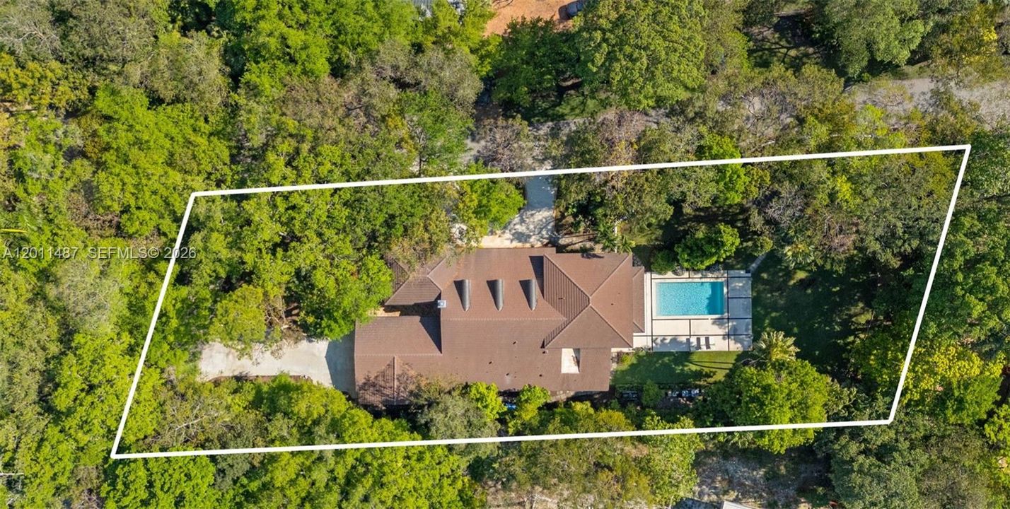 En Venta: $10,950,000 (5 camas, 4 baños, 5317 Pies cuadrados)
