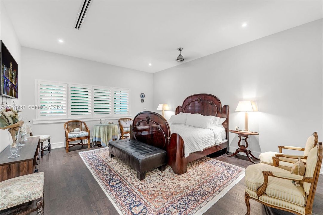 En Venta: $10,950,000 (5 camas, 4 baños, 5317 Pies cuadrados)