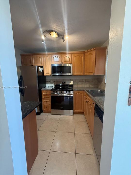 En Venta: $220,000 (2 camas, 2 baños, 990 Pies cuadrados)