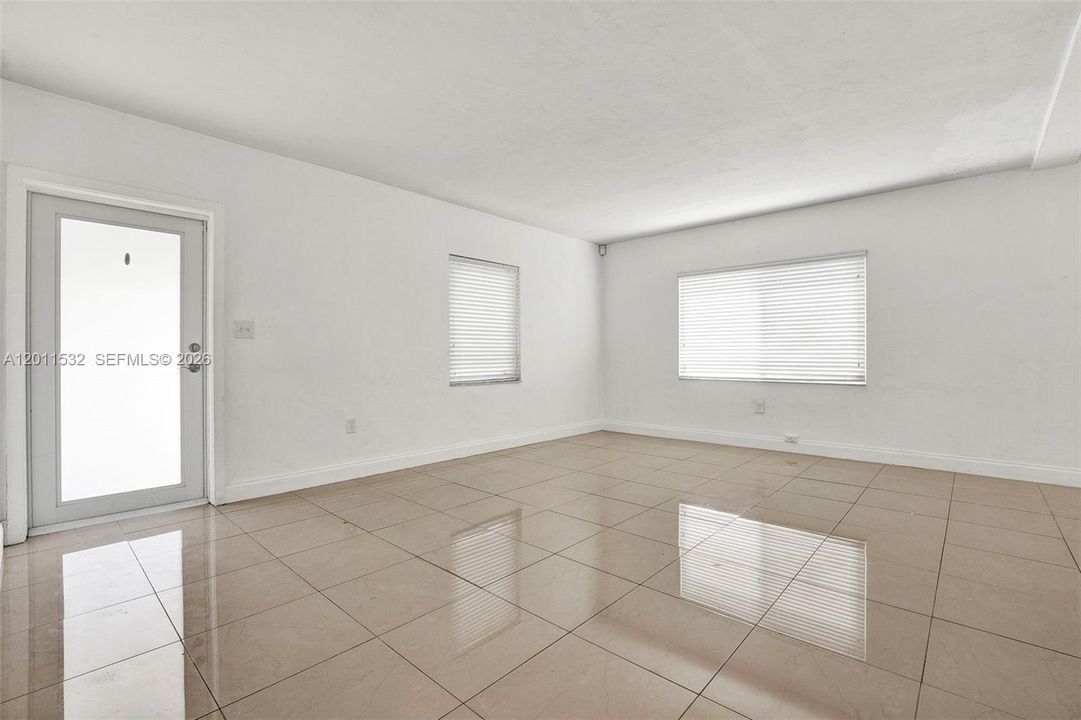 For Rent: $4,200 (4 beds, 3 baths, 2099 Square Feet)