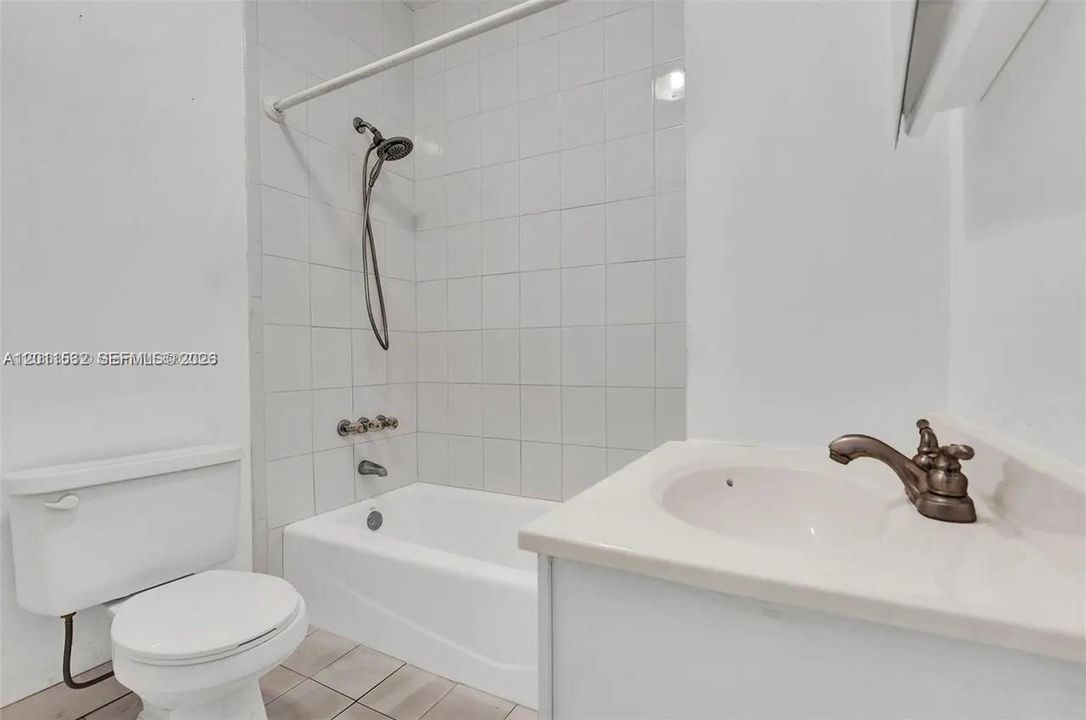 For Rent: $4,200 (4 beds, 3 baths, 2099 Square Feet)