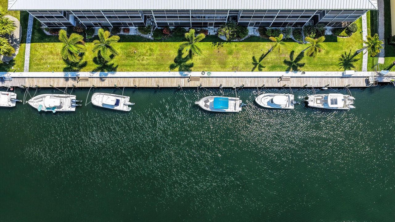 29-37-Yacht-Club-Dr-202