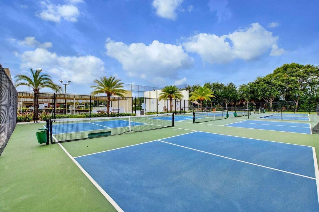 Tennis