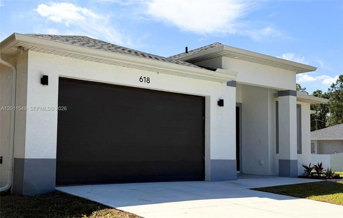 En Venta: $350,000 (3 camas, 2 baños, 1638 Pies cuadrados)