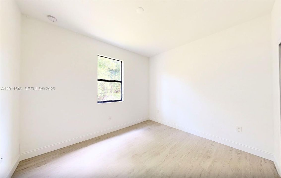 En Venta: $350,000 (3 camas, 2 baños, 1638 Pies cuadrados)