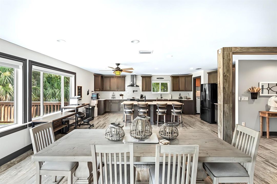Dining kitchen