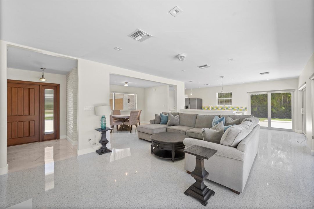 5_livingroom