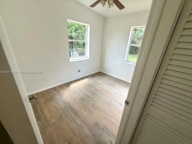 For Sale: $362,000 (3 beds, 1 baths, 944 Square Feet)