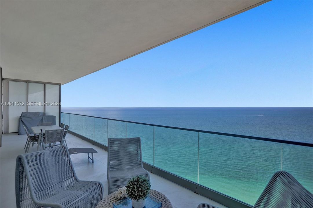 Active With Contract: $28,000 (4 beds, 5 baths, 2682 Square Feet)