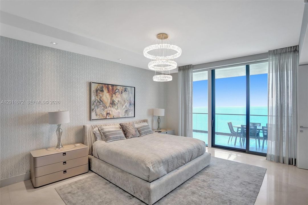 Active With Contract: $28,000 (4 beds, 5 baths, 2682 Square Feet)