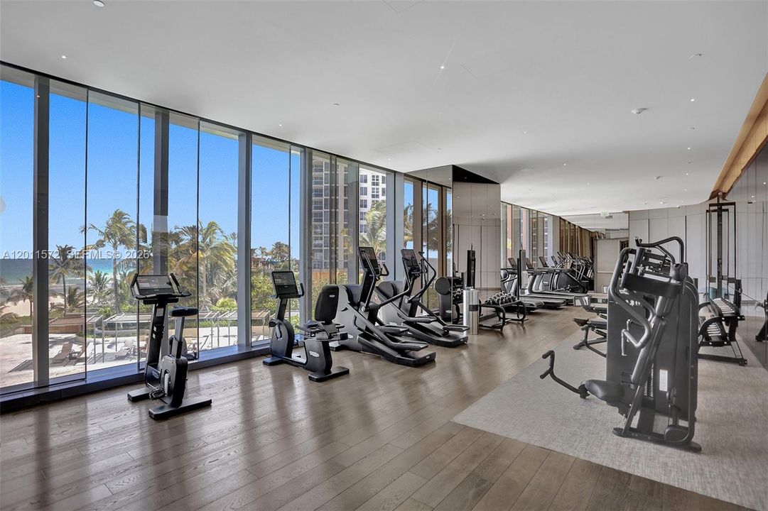Active With Contract: $28,000 (4 beds, 5 baths, 2682 Square Feet)