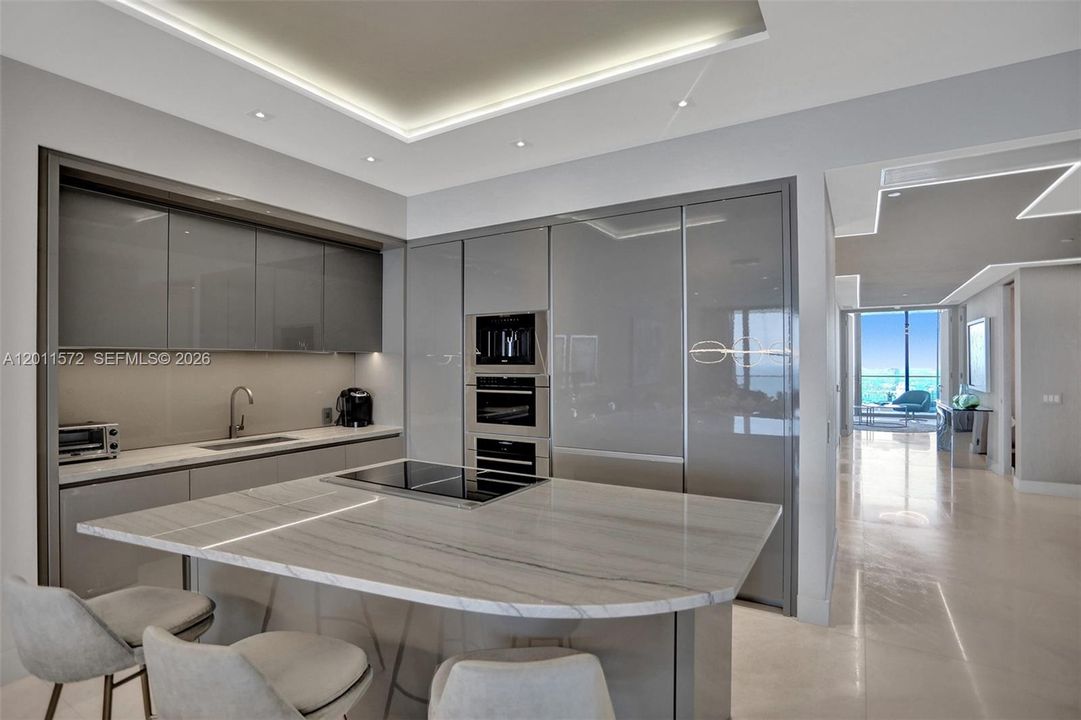 Active With Contract: $28,000 (4 beds, 5 baths, 2682 Square Feet)