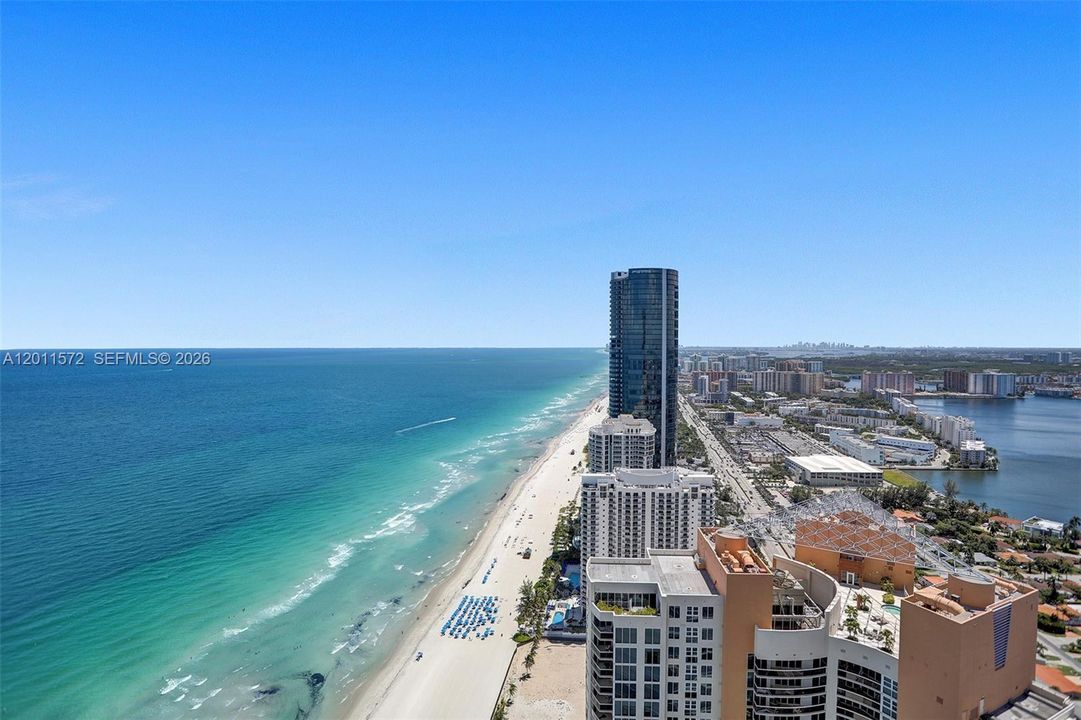Active With Contract: $28,000 (4 beds, 5 baths, 2682 Square Feet)