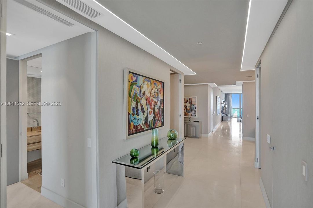 Active With Contract: $28,000 (4 beds, 5 baths, 2682 Square Feet)