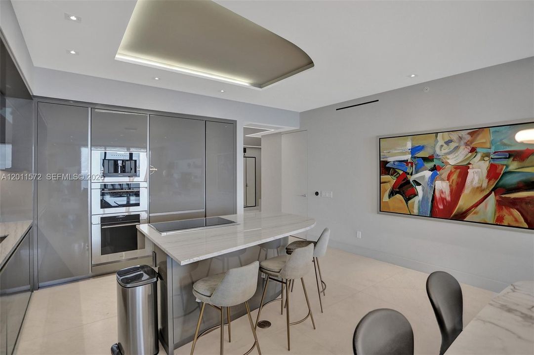 Active With Contract: $28,000 (4 beds, 5 baths, 2682 Square Feet)