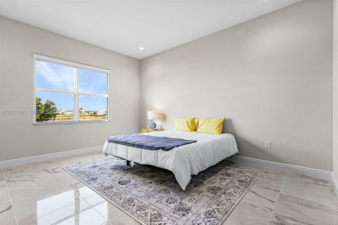 For Sale: $1,019,000 (4 beds, 3 baths, 2489 Square Feet)
