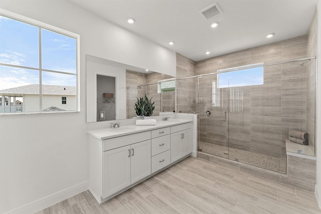 US_SEF_MARIGOLD_LOT 214_OWNERS BATH 2