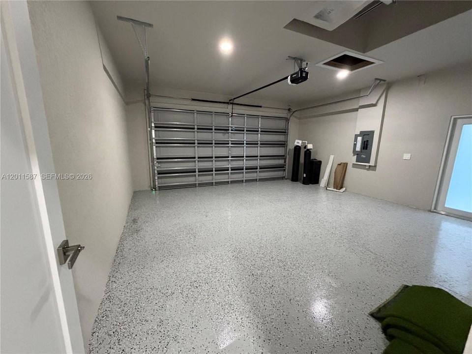 En Venta: $399,999 (4 camas, 2 baños, 0 Pies cuadrados)