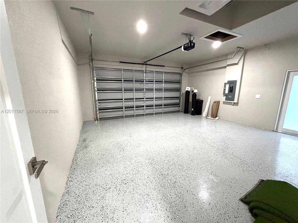 En Venta: $399,999 (4 camas, 2 baños, 0 Pies cuadrados)