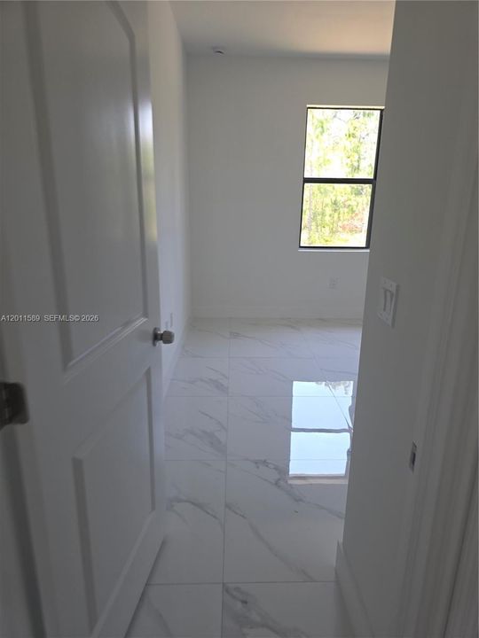 For Sale: $565,000 (0 beds, 0 baths, 2956 Square Feet)