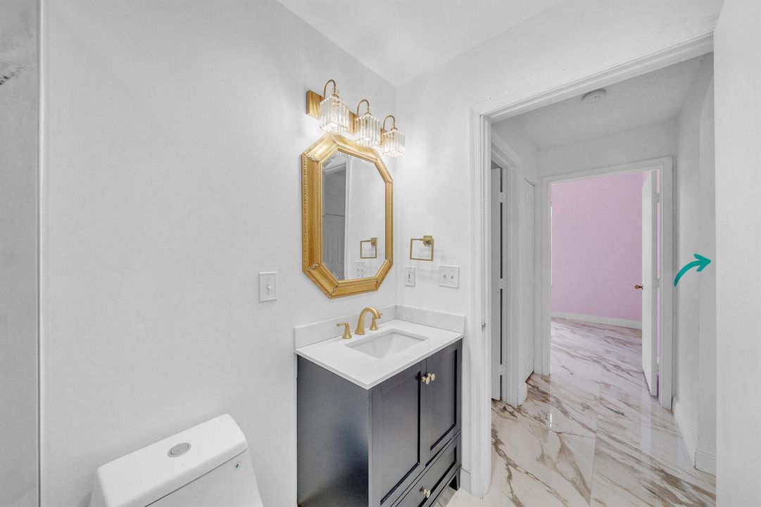 19 Guest Bathroom (3)