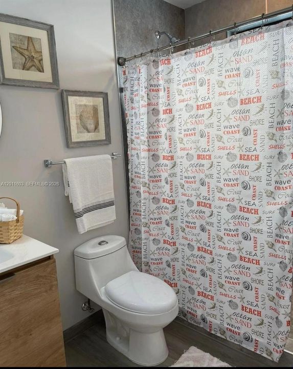 Activo con contrato: $2,500 (3 camas, 2 baños, 1292 Pies cuadrados)